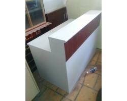 Thanh Lý Quầy Tiếp Tân 1m2 Trắng